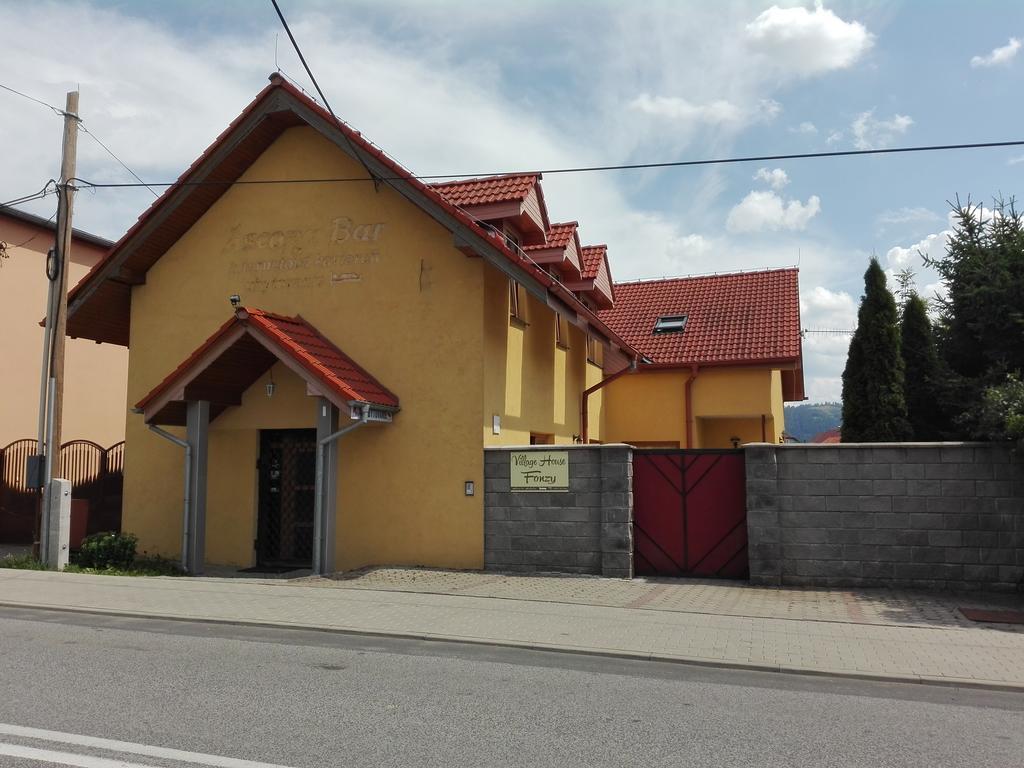 הרבוצ'יסה Village House Fonzy מראה חיצוני תמונה